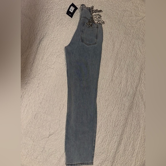 FASHION NOVA Link By Link Straight Leg Jeans- Light Blue Wash - Picture 4 of 7